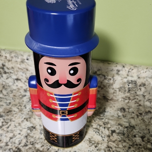 Charming Nutcracker Soldier with Blue Hat - Picture 10 of 10
